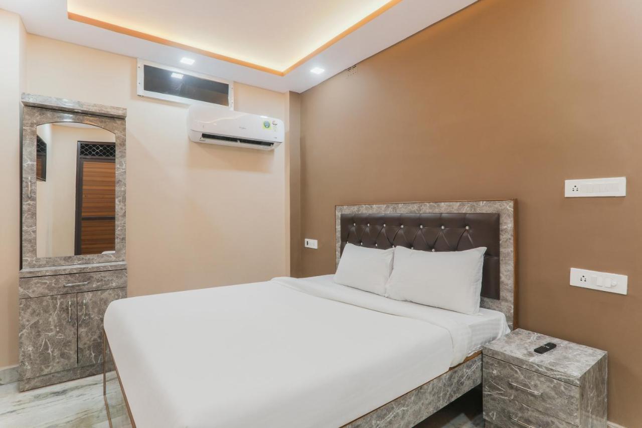 Oyo Tripureswari Guest House Puri Exterior foto